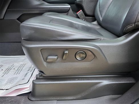 Used 2021 Chevrolet Tahoe Z71 w/ Luxury Package image 23