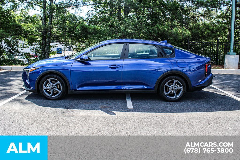 Used 2025 Kia K4 FWD image 6