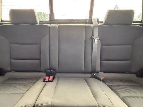 Used 2015 GMC Sierra 1500 SLE w/ SLE Value Package AWD/4WD image 22