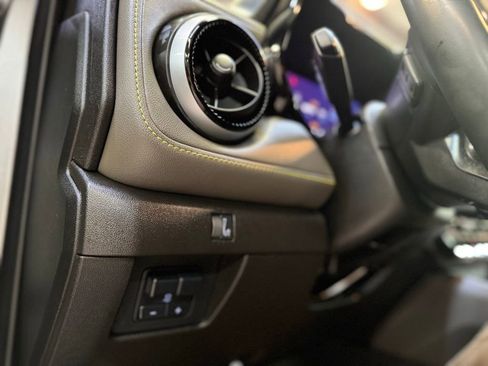 Used 2024 Chevrolet Colorado ZR2 w/ Technology Package image 26