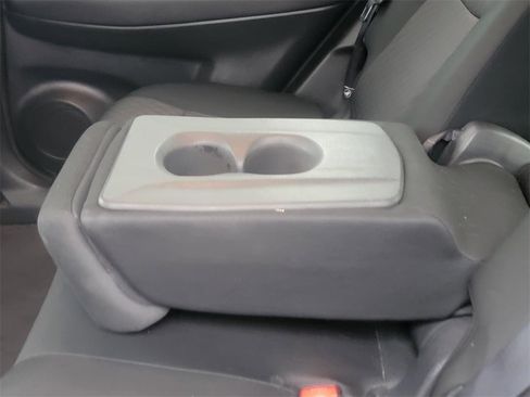 Used 2018 Nissan Rogue SV image 26