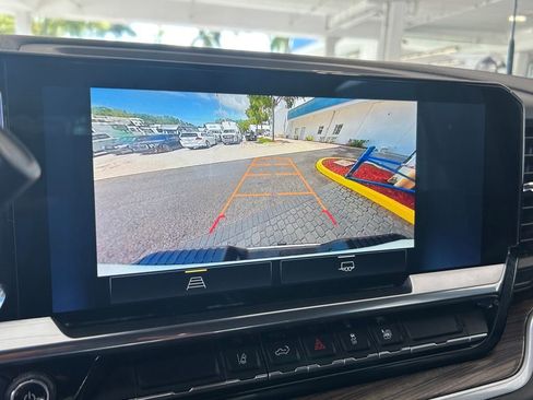 Used 2024 Chevrolet Silverado 2500 LT image 12