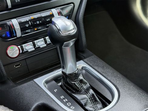 Certified 2020 Ford Mustang Premium image 23