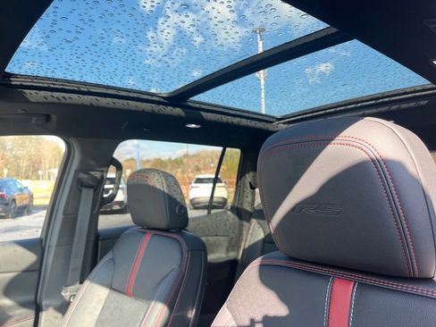 New 2026 Chevrolet Traverse RS w/ LPO, Floor Liner Package image 8