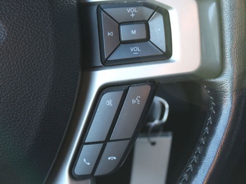 Used 2022 Ford F250 Lariat w/ Lariat Value Package AWD/4WD image 28