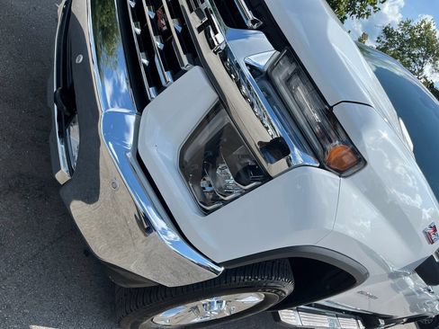 Used 2020 Chevrolet Silverado 2500 LTZ w/ LTZ Plus Package AWD/4WD image 37
