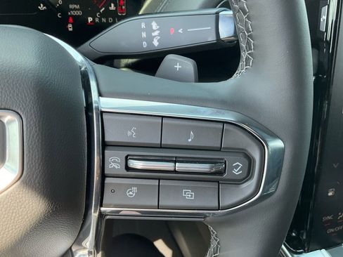 New 2026 GMC Yukon Denali w/ LPO, Floor Liner Package image 31