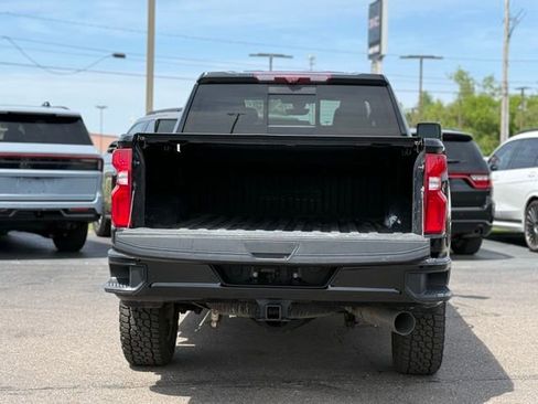 Used 2023 Chevrolet Silverado 2500 High Country w/ Z71 Off-Road Package AWD/4WD image 43