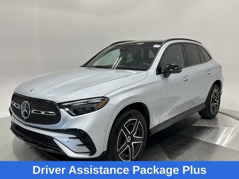 Certified 2024 Mercedes-Benz GLC 300 image 3