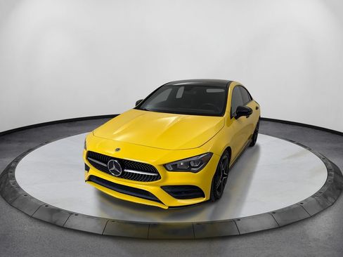 Used 2022 Mercedes-Benz CLA 250 image 1