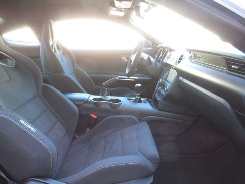 Used 2018 Ford Mustang Shelby GT350 w/ Electronics Package RWD image 15