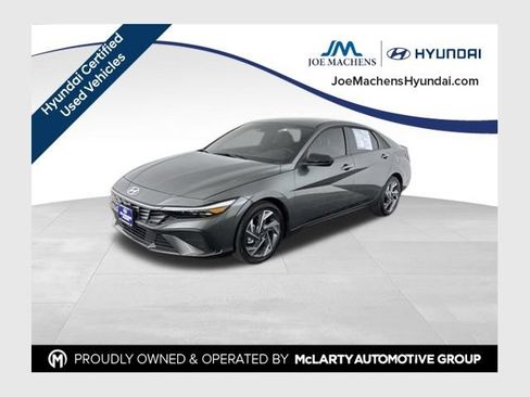 Used 2025 Hyundai Elantra Sport FWD image 1
