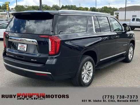Used 2021 GMC Yukon XL SLT w/ SLT Luxury Package AWD/4WD image 7