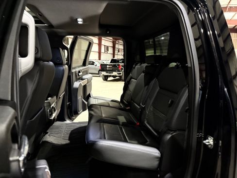 Used 2020 GMC Sierra 2500 Denali w/ Denali Ultimate Package AWD/4WD image 18