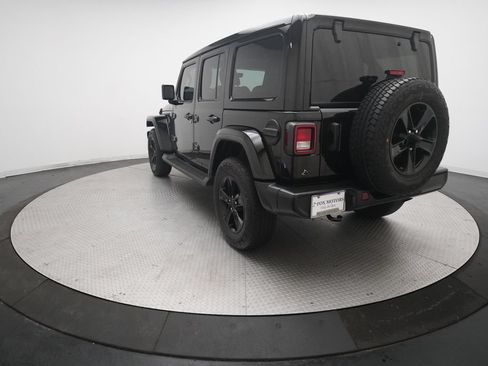 Used 2023 Jeep Wrangler Unlimited Sahara AWD/4WD image 33
