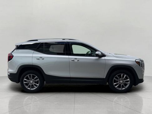 Used 2022 GMC Terrain SLT AWD/4WD image 14
