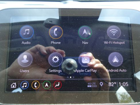 Used 2020 Chevrolet Malibu Premier FWD image 16