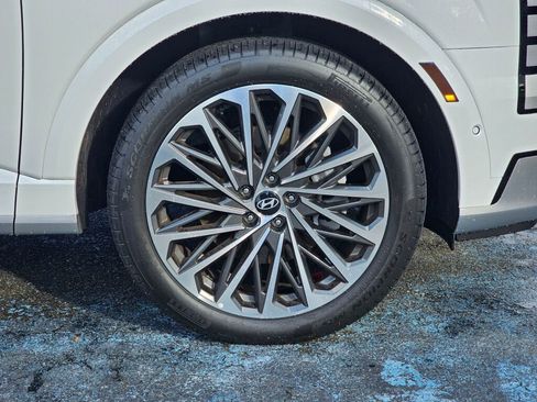 Used 2026 Hyundai Palisade Calligraphy image 9