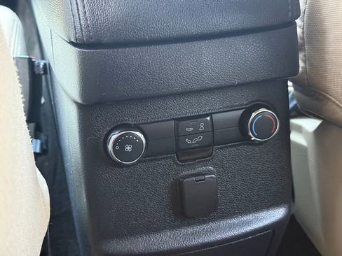 Used 2017 Ford Explorer FWD image 17