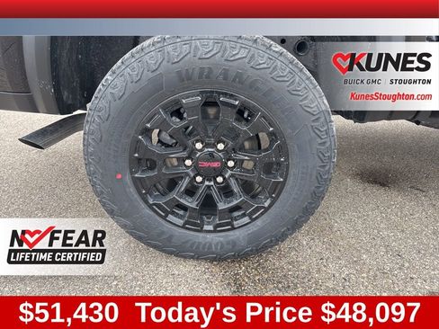 New 2026 GMC Canyon Elevation w/ Convenience Package image 14