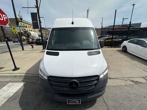 Used 2021 Mercedes-Benz Sprinter 2500 w/ Driver Convenience Package image 13