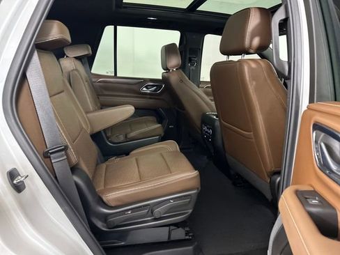 Used 2023 Chevrolet Tahoe High Country image 28