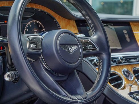 Used 2021 Bentley Continental GT AWD/4WD image 19