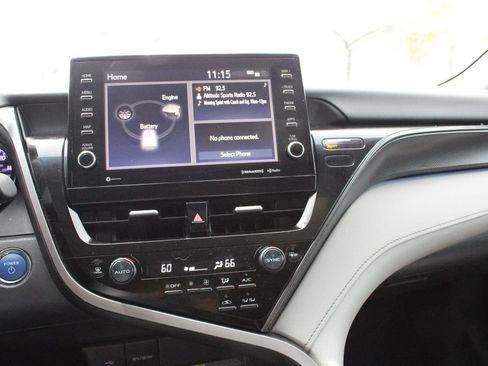 Used 2021 Toyota Camry XSE FWD image 42