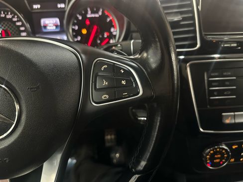 Used 2018 Mercedes-Benz GLE 43 AMG 4MATIC w/ Night Package image 21