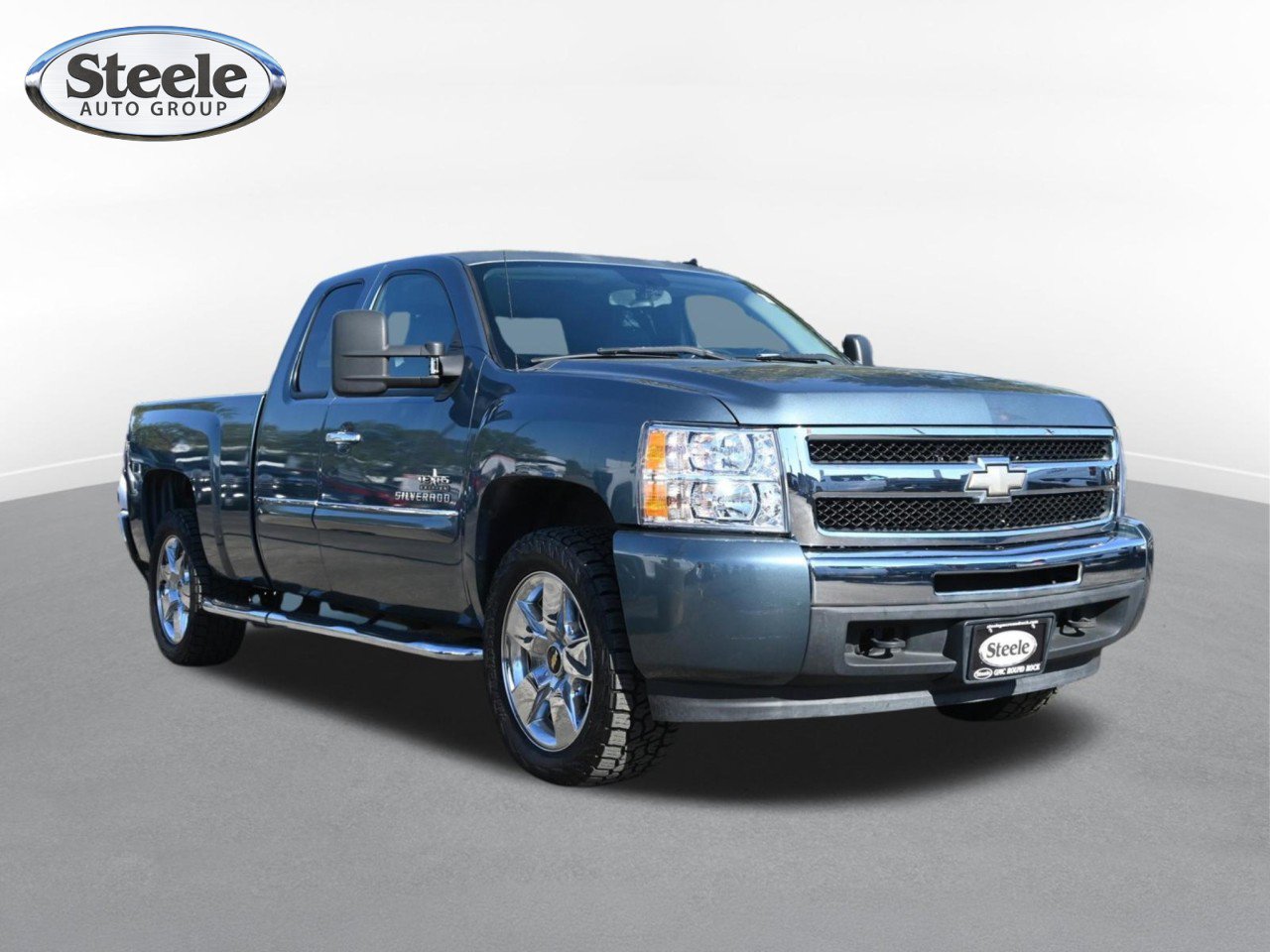 Used 2009 Chevrolet Silverado 1500 LT w/ Texas Edition RWD image 3