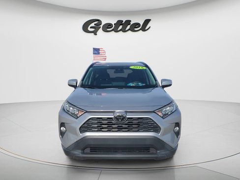 Used 2019 Toyota RAV4 XLE w/ Convenience Package AWD/4WD image 2