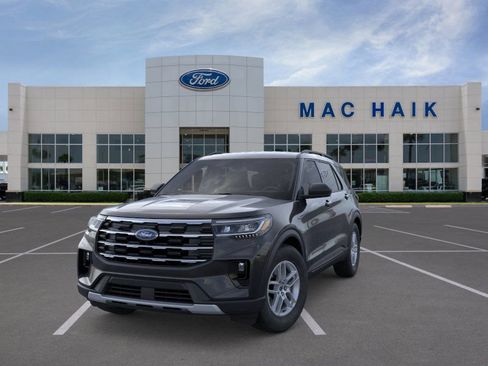 New 2026 Ford Explorer Active w/ Active Comfort Package image 2