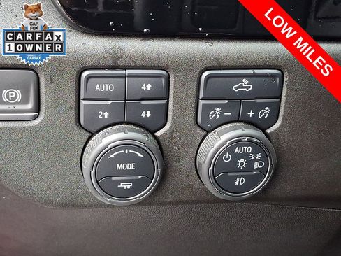 Used 2024 Chevrolet Silverado 1500 RST AWD/4WD image 25