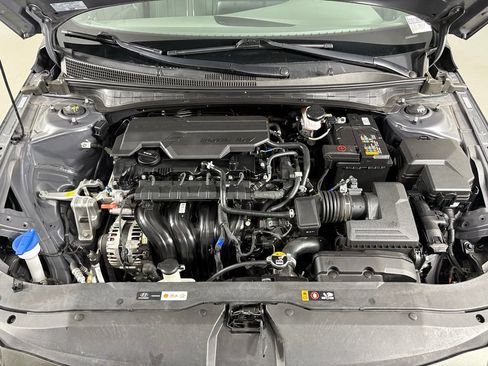 Used 2024 Hyundai Elantra SEL FWD image 43