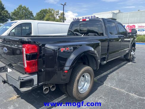 Used 2025 Ford F350 Lariat w/ Lariat Ultimate Package AWD/4WD image 3