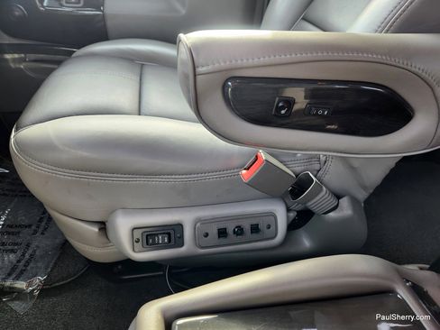 Used 2018 GMC Savana 2500 w/ Enhanced Convenience Package image 41