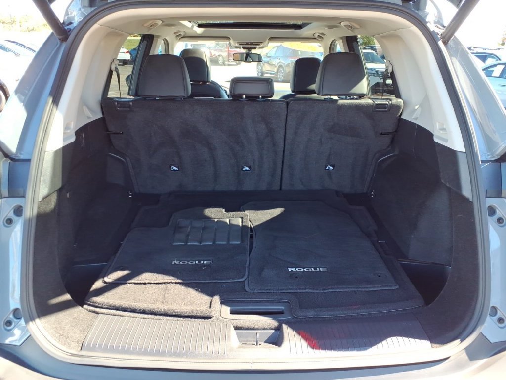 Certified 2023 Nissan Rogue SL w/ SL Premium Package AWD/4WD image 13