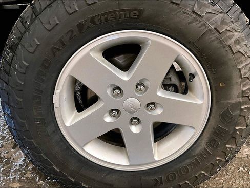 Used 2017 Jeep Wrangler Sport w/ Quick Order Package 24S image 8