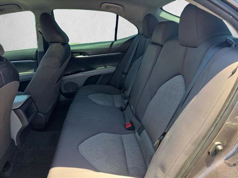 Used 2020 Toyota Camry LE w/ Carpet Mat Package FWD image 13