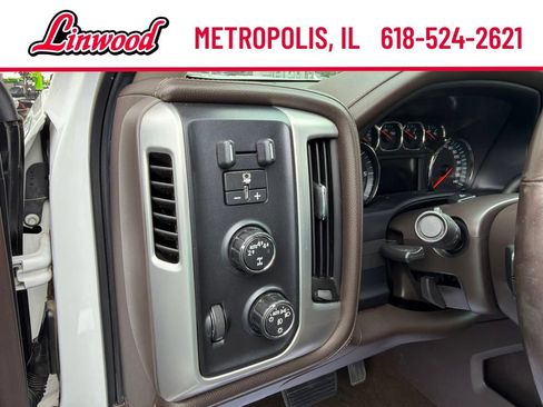 Used 2017 GMC Sierra 1500 SLT w/ SLT Premium Package AWD/4WD image 16