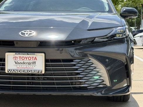 New 2026 Toyota Camry XLE FWD image 9