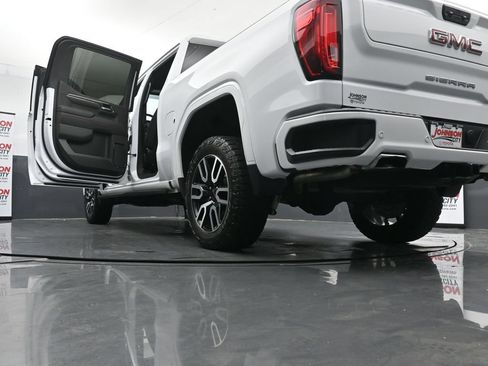 Used 2024 GMC Sierra 1500 AT4 w/ Technology Package AWD/4WD image 45
