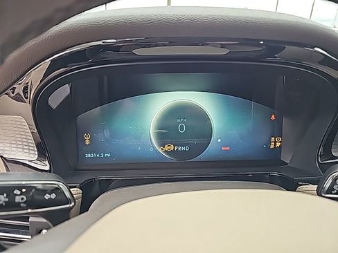 Used 2023 Lincoln Corsair AWD w/ Equipment Group 101A image 12