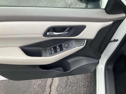 Certified 2023 Nissan Rogue SV w/ SV Premium Package image 29