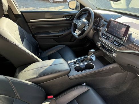 Used 2019 Nissan Altima 2.5 Platinum AWD/4WD image 24