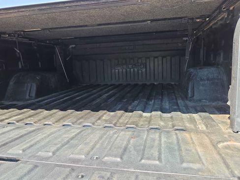 Used 2021 GMC Sierra 1500 AT4 w/ AT4 Premium Package AWD/4WD image 23
