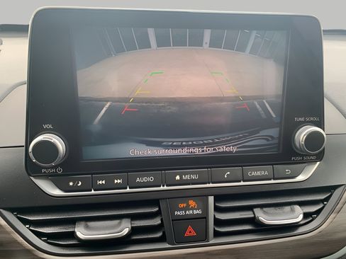 Used 2025 Nissan Altima 2.5 SV image 20