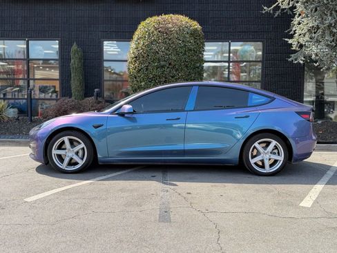 Used 2023 Tesla Model 3 Standard Range image 9
