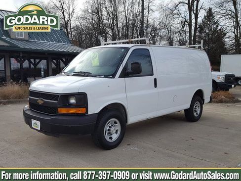 Used 2015 Chevrolet Express 2500 RWD 2500 135 image 1