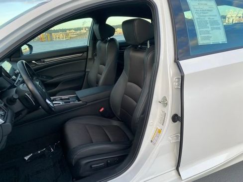 Used 2020 Honda Accord Sport image 14